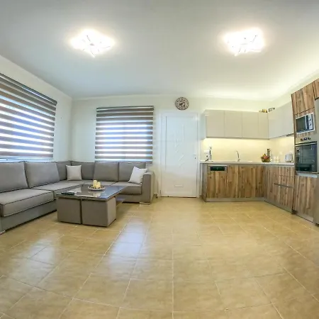 Daire Golden Sunrise Stegna Archangelos (Rhodes)