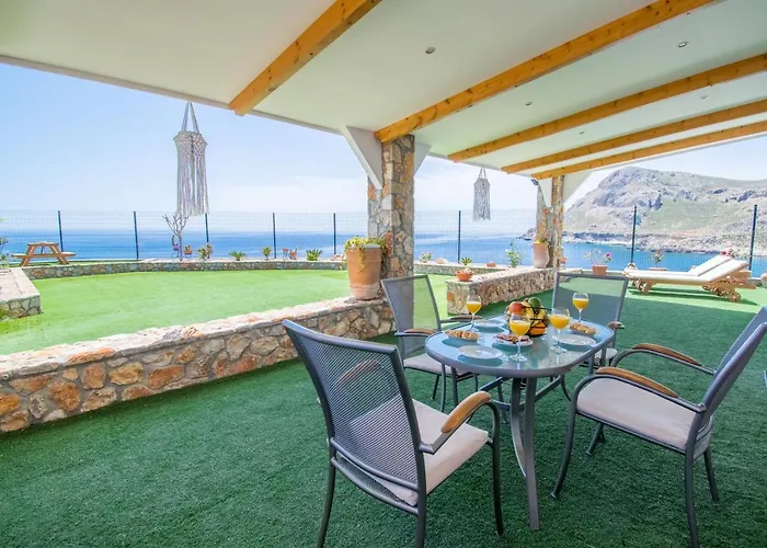 Golden Sunrise Stegna