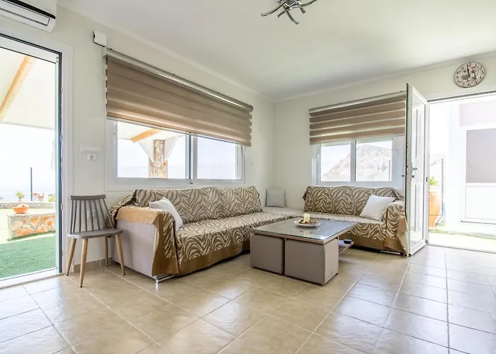 Golden Sunrise Stegna Appartement *